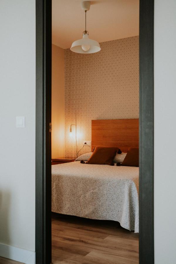 Apartamentos Poniente - Mares ตอร์เรเดลมาร์ ภายนอก รูปภาพ