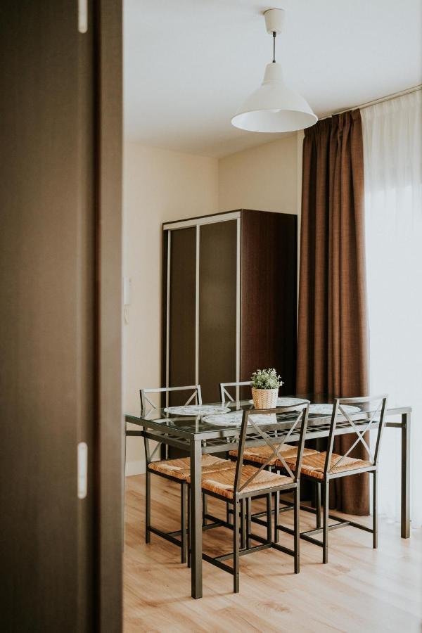 Apartamentos Poniente - Mares ตอร์เรเดลมาร์ ภายนอก รูปภาพ